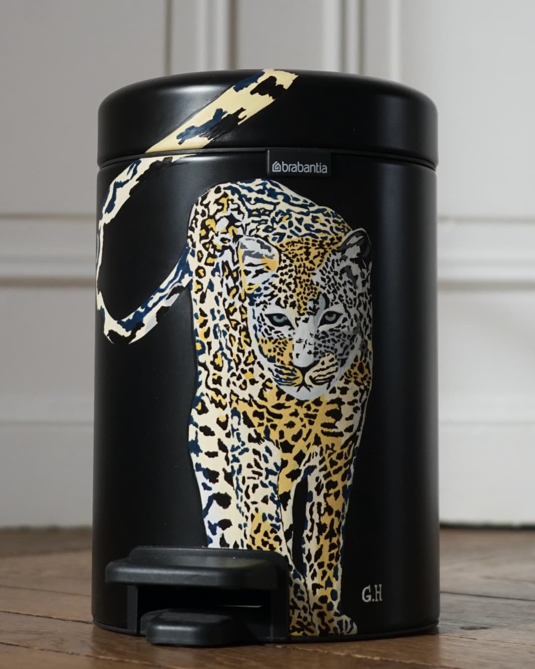 Acrylique sur métal